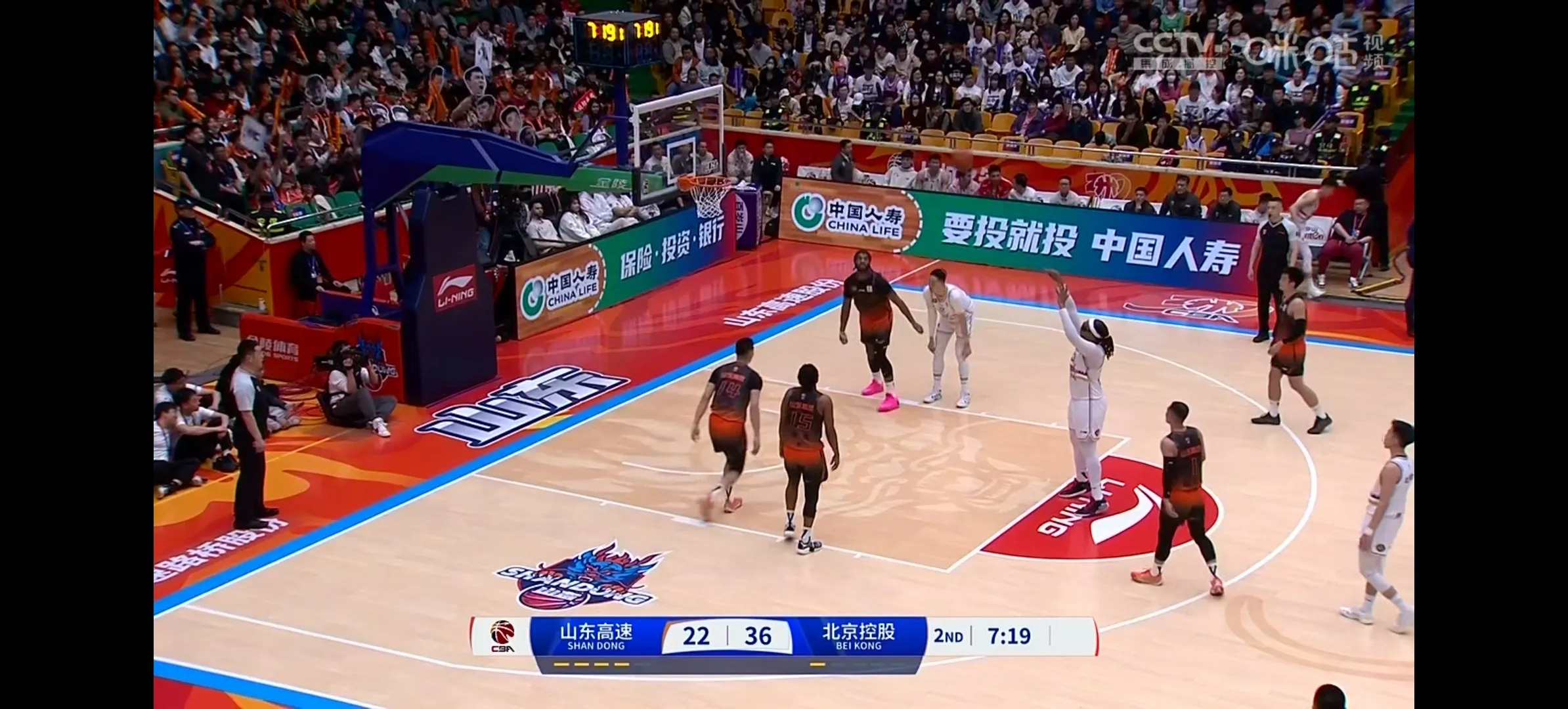 包含北京队轻取山东队,武切维奇统治全场的词条 包含北京队轻取山东队,武切维奇统治全场的词条