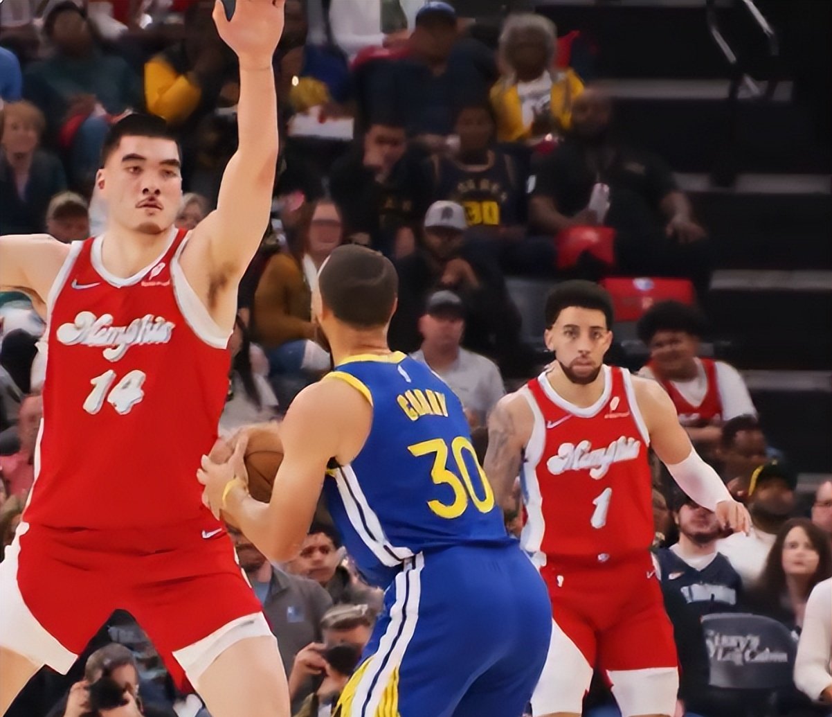 灰熊逆转辽宁队,麦科勒姆带队取胜 灰熊逆转辽宁队,麦科勒姆带队取胜