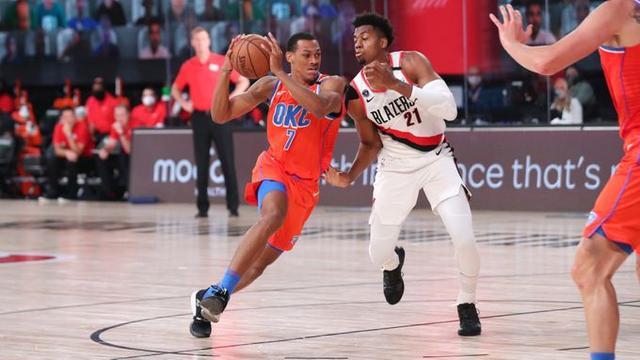 上海队轻取76人,莫兰特点燃赛场 上海队轻取76人,莫兰特点燃赛场